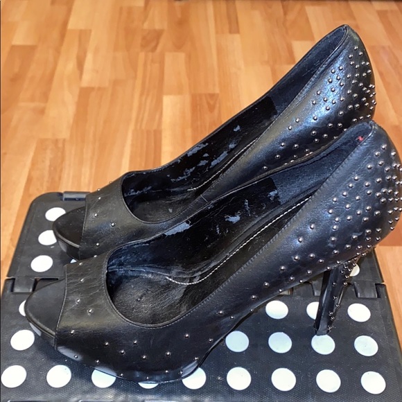 Report Signature Studded Leather Pumps👠 - Picture 6 of 9